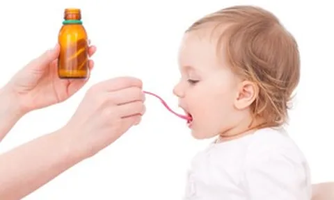 Thu hồi gần 90.000 chai siro trẻ em vì xuất hiện hạt màu đen bất thường