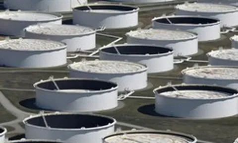 IEA kêu gọi người dân toàn cầu chỉ đi làm 3 ngày/tuần