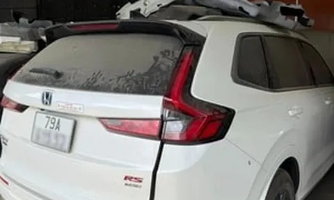 Honda CR-V hybrid 2025 lăn bánh hơn 1.000km lên sàn xe cũ giá chưa tới 700 triệu, chủ xe nói thẳng tình trạng xe, ‘chốt’ là nhận luôn xe