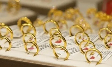 Giá vàng chiều 23/3: Mất 9 triệu đồng mỗi lượng chỉ trong 6 giờ
