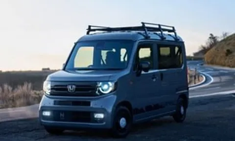 Hơn 200 triệu đồng cho chiếc minivan của hãng xe Honda: Cỗ máy chở hàng tí hon gắn động cơ tăng áp, nhiều đồ chơi công nghệ