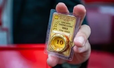 Giá vàng hôm nay (25/3): Tăng vọt 13 triệu đồng/lượng sau 2 ngày, vượt 175 triệu đồng