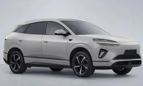 ‘Đấu thẳng’ với Mazda CX-5, Honda CR-V, mẫu SUV chạy xa tới 700km/1 lần sạc có mắt thần 5.0, giá chỉ 500 triệu: Đi xa 100km chỉ tốn 1,1 lít xăng