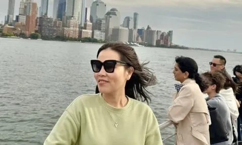 Bớt du lịch, đừng để mạng xã hội gây 'cháy túi'