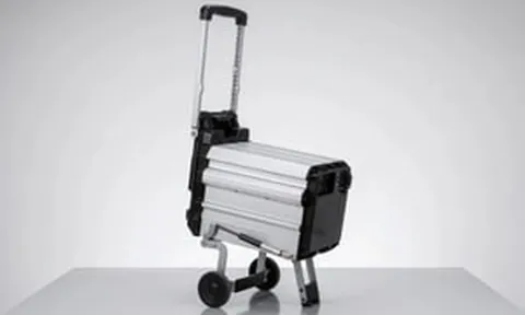 Ôtô mini giá 'mềm' nhất Việt Nam lộ diện: Nhỏ hơn VinFast VF 3, rẻ hơn xe tay ga, pin dạng 'vali kéo'