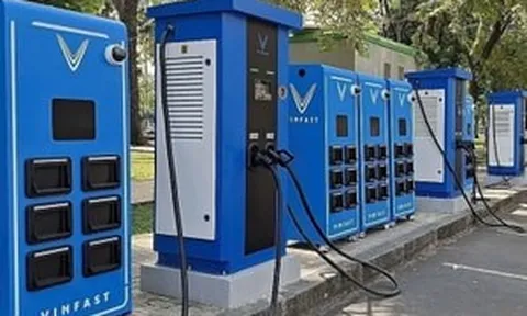 TP.HCM phủ sóng 3.000 tủ đổi pin trong tháng 4, phục vụ xe điện