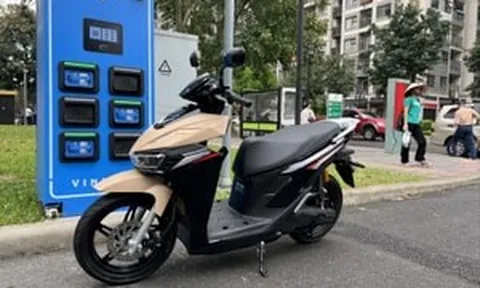 Khách nam thích mê: Mẫu xe máy điện đổi pin giá dưới 50 triệu của VinFast đang 'làm mưa làm gió' vì đẹp, ngầu, quá nhiều ưu điểm