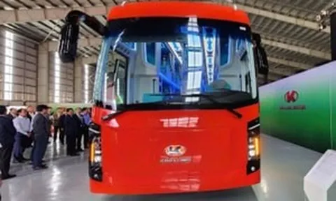 Mẫu xe khách giường nằm thuần điện đầu tiên tại Đông Nam Á vừa xuất xưởng ở Việt Nam đã chính thức chạy thử