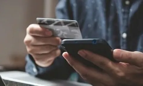 Trước 10/5, công an yêu cầu người từng chuyển tiền vào 12 tài khoản Vietcombank, BIDV… khẩn trương trình báo