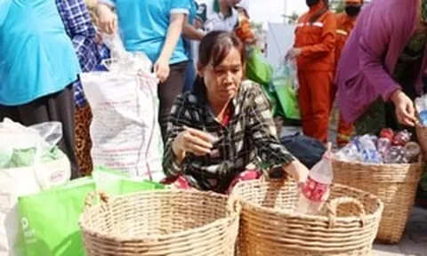 Rác thải cũng có 'hộ chiếu': Người dân TP. HCM có thể truy vết rác nhà mình đi về đâu