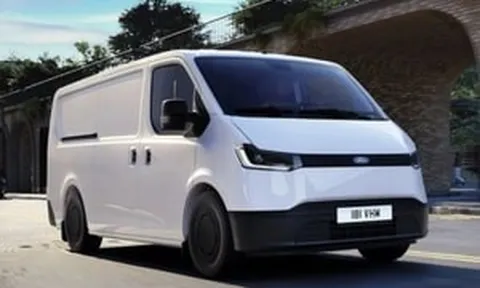 Xe điện Ford Transit City lộ diện: Tầm hoạt động 254km, tối ưu hóa sạc nhanh, 10 phút đi thêm được 50km, công nghệ ngập tràn