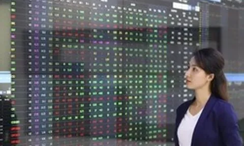 Chứng khoán trước phép thử nâng hạng, dòng tiền có quay lại?