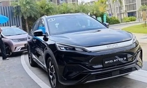 Giá dầu hơn 35.000 đồng/lít, người Thái Lan đổ xô mua loại xe chi phí ‘rẻ như cho’, hãng Ford có liền lời nhắn gửi