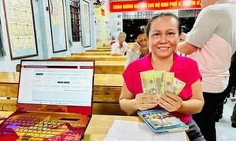 Mỗi hộ gia đình sẽ nhận bằng tiền mặt 700.000 đồng từ ngân sách cấp tỉnh: Chi tiết nhóm đối tượng và dịp nào để được hưởng gì?