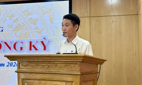 Bộ Công Thương giải thích lý do điều hành giá xăng dầu lúc nửa đêm