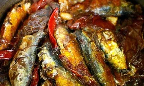 Ít ai biết 2 loại cá quen mặt ở chợ Việt được chuyên gia Mỹ 'hết lời khen ngợi': Giá rẻ nhưng lợi ích 'không hề rẻ'