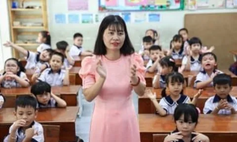 Tin vui với hơn 1.100.000 giáo viên sau 2 tháng nữa: Có được hưởng nguyên lương cùng còn nhận đủ phụ cấp không?