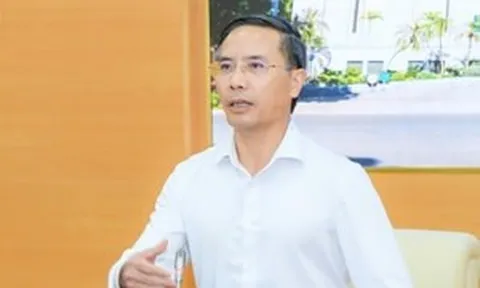 Thống đốc Ngân hàng Nhà nước họp 'hạ nhiệt' lãi suất ngay khi vừa nhậm chức