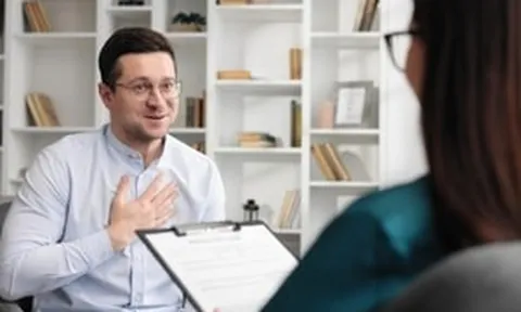 Từng bị chê 'viển vông' và khó xin việc, nay những người học 3 ngành này bỗng được săn đón, AI không thể thay thế