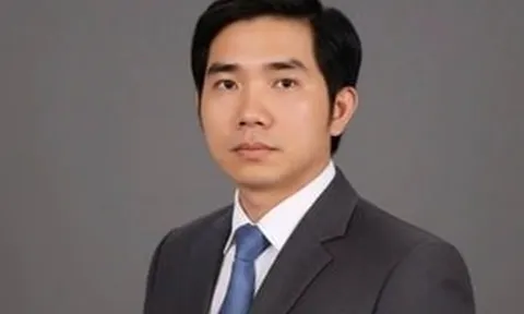 Phó Giáo sư trẻ nhất quê ‘đất võ’ tốt nghiệp Thạc sĩ và Tiến sĩ tại Pháp, đề cao sự trung thực, hiện đang đi trao tri thức tại địa phương