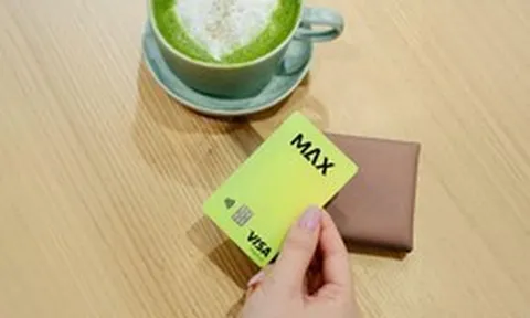 5.000 thẻ Max Card trong 10 ngày: Người trẻ đang định nghĩa lại cách dùng thẻ tín dụng