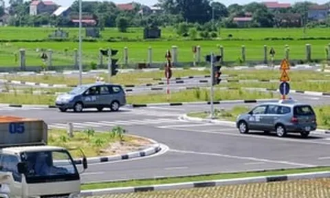 Từ tháng sau, những người học lái xe bắt buộc xem video tai nạn giao thông dài 15 phút mới được thi sát hạch