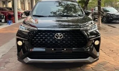 Mẫu MPV 7 chỗ của Toyota giá chỉ 460 triệu, khách Việt xem xong ưng ý là xuống tiền