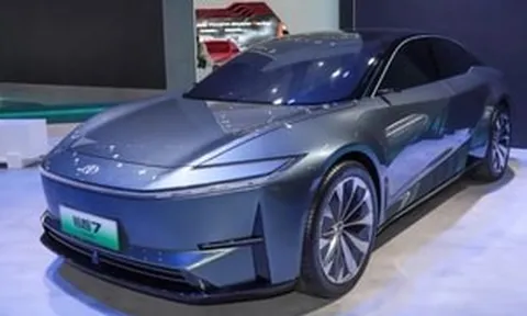 Toyota là ‘ông lớn’ bán mẫu sedan điện 'xịn ngang Camry nhưng giá chỉ 490 triệu: Đẹp đặc trưng, chạy xa tới 710km/1 lần sạc