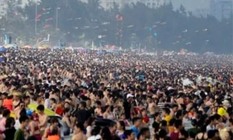 Nhận thù lao gấp nhiều lần khi đi làm dịp lễ 30/4 và 1/5: Khoản tiền này có bị tính thuế TNCN?