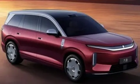 Thu về hơn 30.000 đơn đặt hàng chỉ sau một ngày mở bán, mẫu xe gầm cao đắt giá nhất của BYD đang định nghĩa lại tiêu chuẩn phân khúc