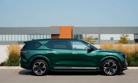 Doanh nhân Việt quyết định đổi xe sang Đức chọn SUV điện VinFast VF 9: Đưa ra nhận xét rất lạ