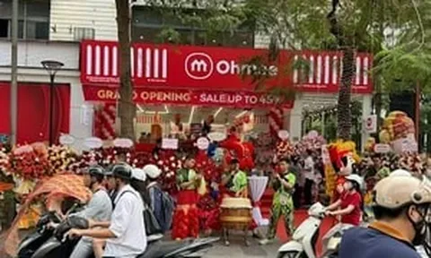 Trước khi đổ bộ Việt Nam, ‘vua ngành tiện lợi’ đã bành trướng tại đất nước tỷ dân nhanh tới mức nào?