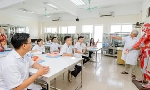 2026, trường Đại học 'cổ' nhất Việt Nam dành 40% chỉ tiêu tuyển thẳng, ai có cơ hội vào bằng 'vé VIP'?