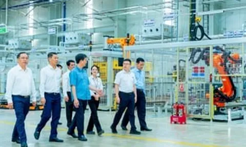 Hãng xe Việt Kim Long Motor khiến đoàn tham quan ấn tượng với quy mô sản xuất ô tô