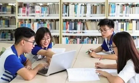Mỗi sinh viên học học đang học đại học dưới 22 tuổi sẽ được nhận tiền 975.000/tháng, áp dụng từ nay 2026: Chi tiết những ai được hưởng, áp dụng tại địa phương nào?