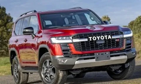 'Quái thú' 457 mã lực nhà Toyota: Land Cruiser Hybrid, mạnh nhất lịch sử, giá tiệm cận Lexus LX 700h
