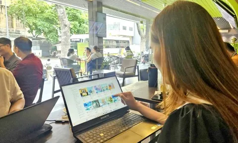Sàn thương mại điện tử tăng phí, chủ shop nhỏ chới với