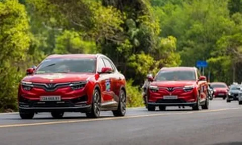 Được 'thử lửa' từ Việt Nam tới Tây Tạng, VinFast VF 8 khiến nhiều gia đình mạnh dạn xuống tiền