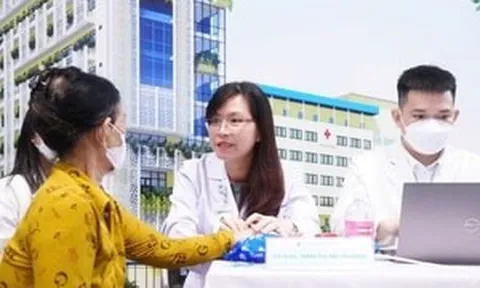 Giáo sư trẻ nhất Việt Nam ngành Y 41 tuổi ‘quê lúa’, hiện giữ chức Cục trưởng và luôn dành tâm huyết cho người bị đột quỵ