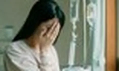 Nữ giáo viên đột ngột phát hiện mắc HIV, bác sĩ vạch trần 7 quan niệm sai lầm về HIV rất nhiều người mắc phải
