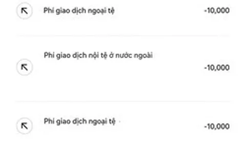 Kiểm tra sao kê ngân hàng, nhiều người phát hiện giao dịch từ 100.000 đồng bị trừ thêm 10.000 đồng tiền phí
