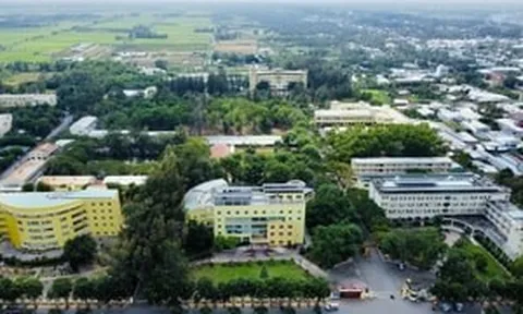 Đại học triển khai miễn học phí năm nhất cho 100% tân sinh viên, giúp tiếp thêm động lực