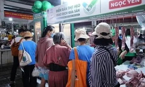 Địa phương tiêu thụ thịt heo lớn nhất nước thí điểm hình thức bán thịt mới, tiểu thương nô nức ủng hộ