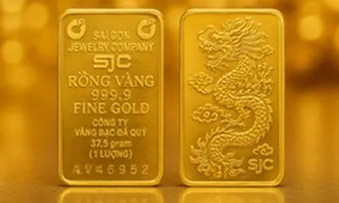 Giá vàng giảm thêm 5 triệu đồng/lượng, người mua lỗ nặng