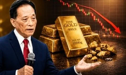 Giá vàng mất hơn 50 triệu đồng/lượng từ đỉnh, TS. Nguyễn Trí Hiếu có lời khuyên quan trọng với người mua lúc này