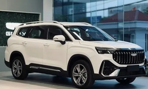 Ford Everest có ‘kình địch’ mạnh, mẫu SUV 7 chỗ giá chỉ 739 triệu, thiết kế hút mắt, trang bị ‘vượt tầm’, khách Việt sẽ thích