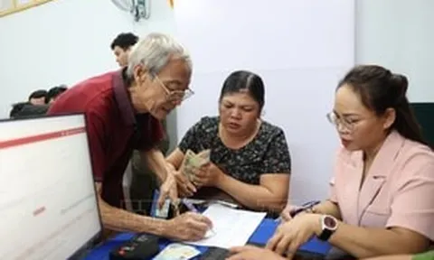 Mỗi người cao tuổi được nhận 600.000 đồng tiền mặt, hiện đã hiệu lực: Chi tiết ai được hưởng, áp dụng tại địa phương nào?