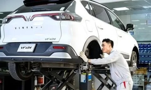 VinFast e34 sau khi lăn bánh 250.000km, Giám đốc xưởng dịch vụ lần đầu nói thật về độ chai pin, công khai luôn chi phí thay mới