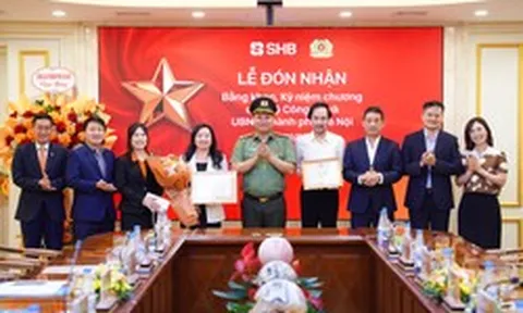 Từ những CBNV SHB bảo vệ khách hàng đến Bằng khen của Bộ Công an