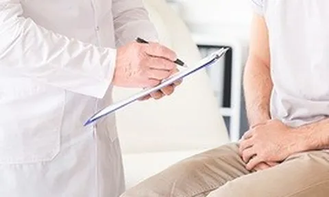 Người đàn ông 34 tuổi phát hiện ung thư sau một dấu hiệu tưởng chừng rất bình thường